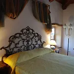 La Casa Di Alice 4* Villa San Secondo