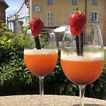 La Casa Di Alice Bed & Breakfast 4*