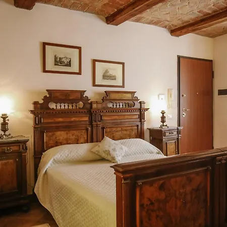 La Casa Di Alice Frühstückspension Villa San Secondo
