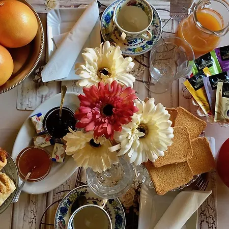 Frühstückspension La Casa Di Alice Villa San Secondo